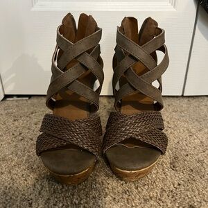 Gray Heeled Sandal